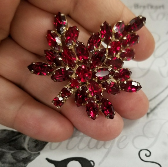 💜Amazing💖 VTG Leaf Brooch - Picture 4 of 8